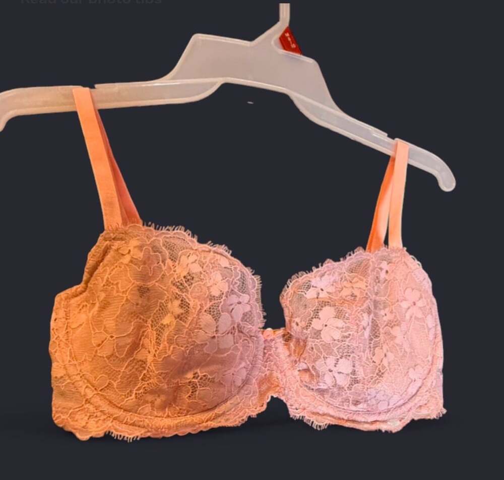 Victoria's Secret Dream Angels Peach Pink Lace Push-Up Without Padding Bra